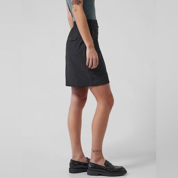 Athleta Vienna Cargo Skort - Picture 3 of 11